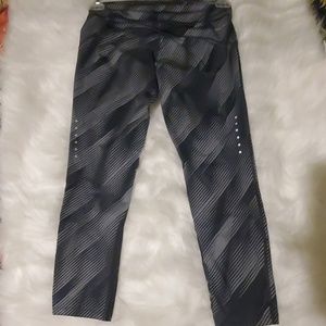 Nike Pants - Nike Dri-fit legging Nike Pants - Nike Dri-fit legging